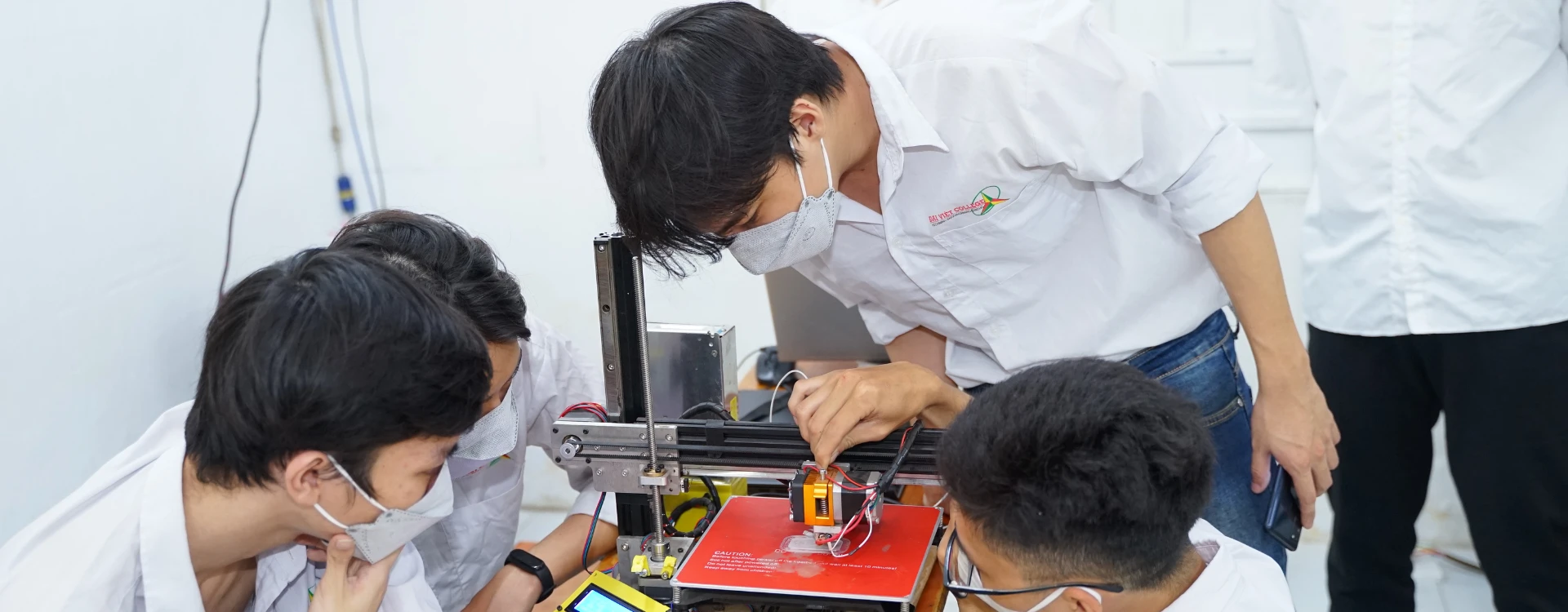 Giới Thiệu Khoa Kỹ Thuật Công Nghệ